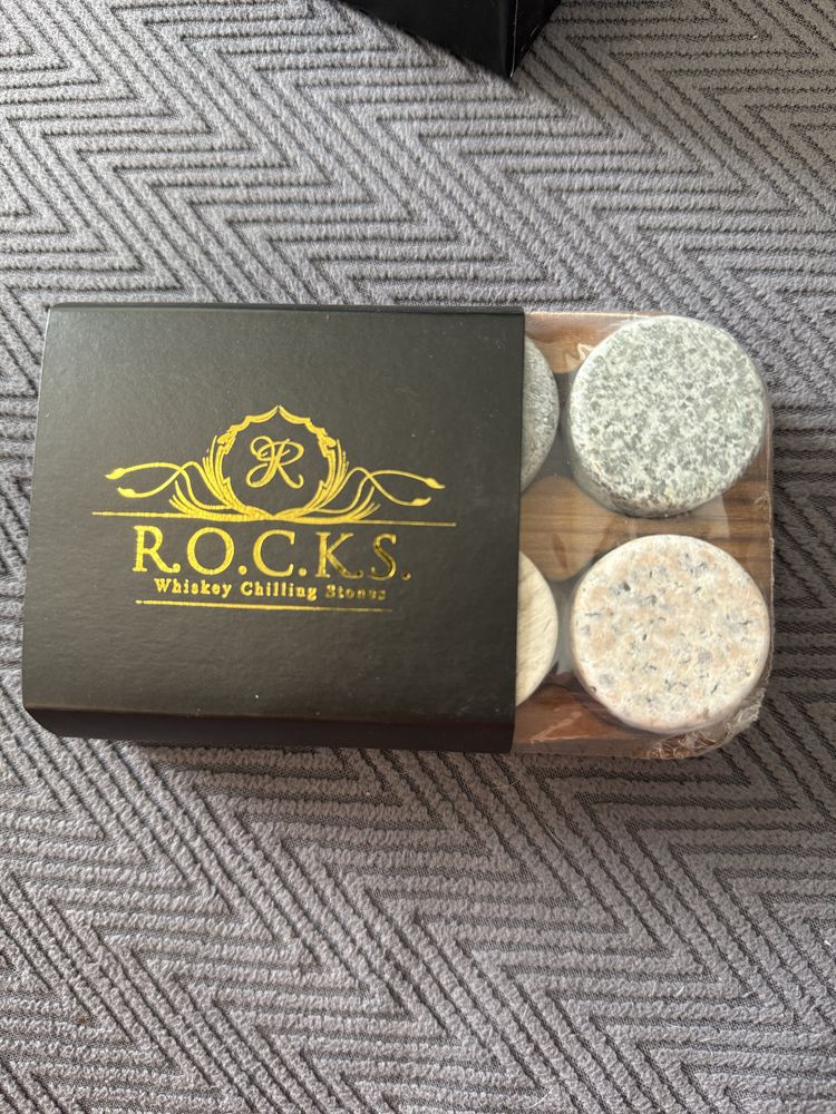 Уиски сет R.O.C.K.S. - The rocks X TRIVIA quiz set