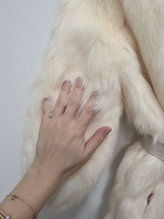 Blana naturala usoara si calduroasa cambrata