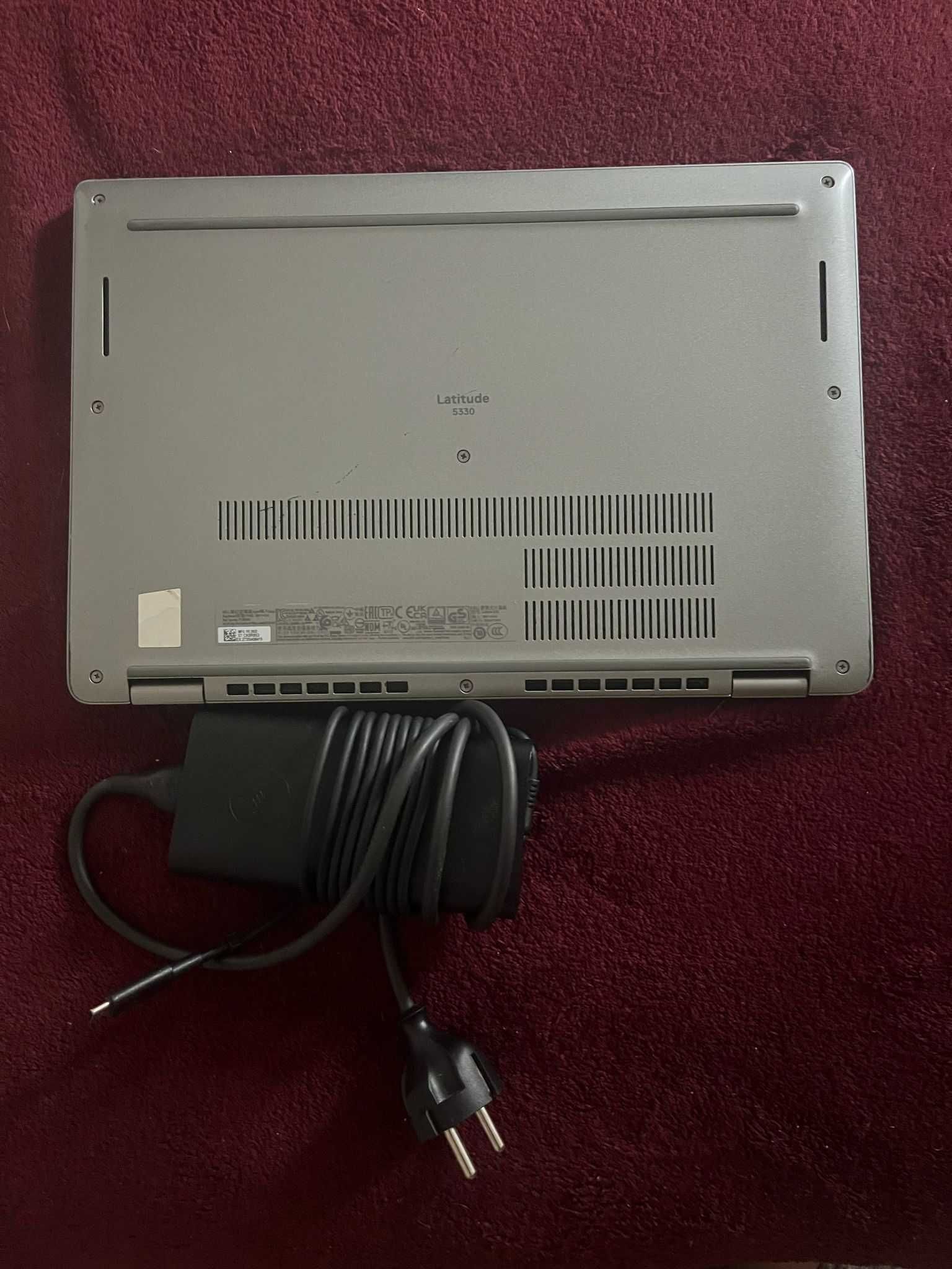 Dell Latitude 5330 cu Touch Screen, Intel vPro i5, 16GB RAM, 256GB