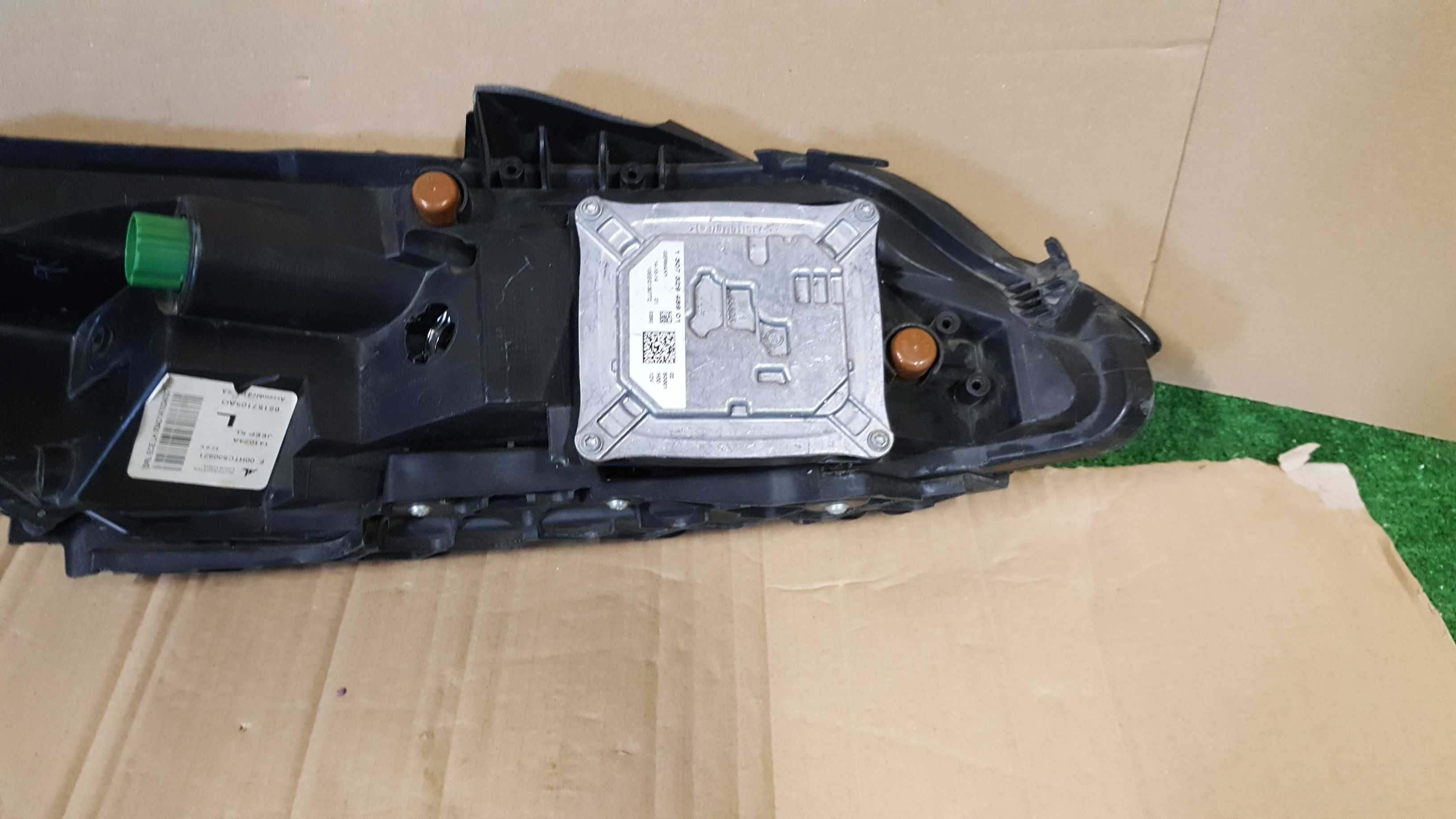 far stanga led jeep cherokee 2014