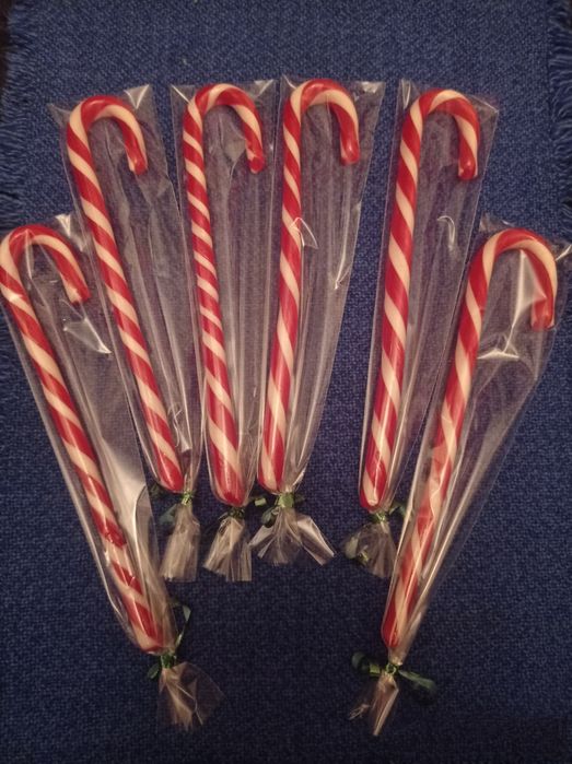 Новогодние леденцы трости