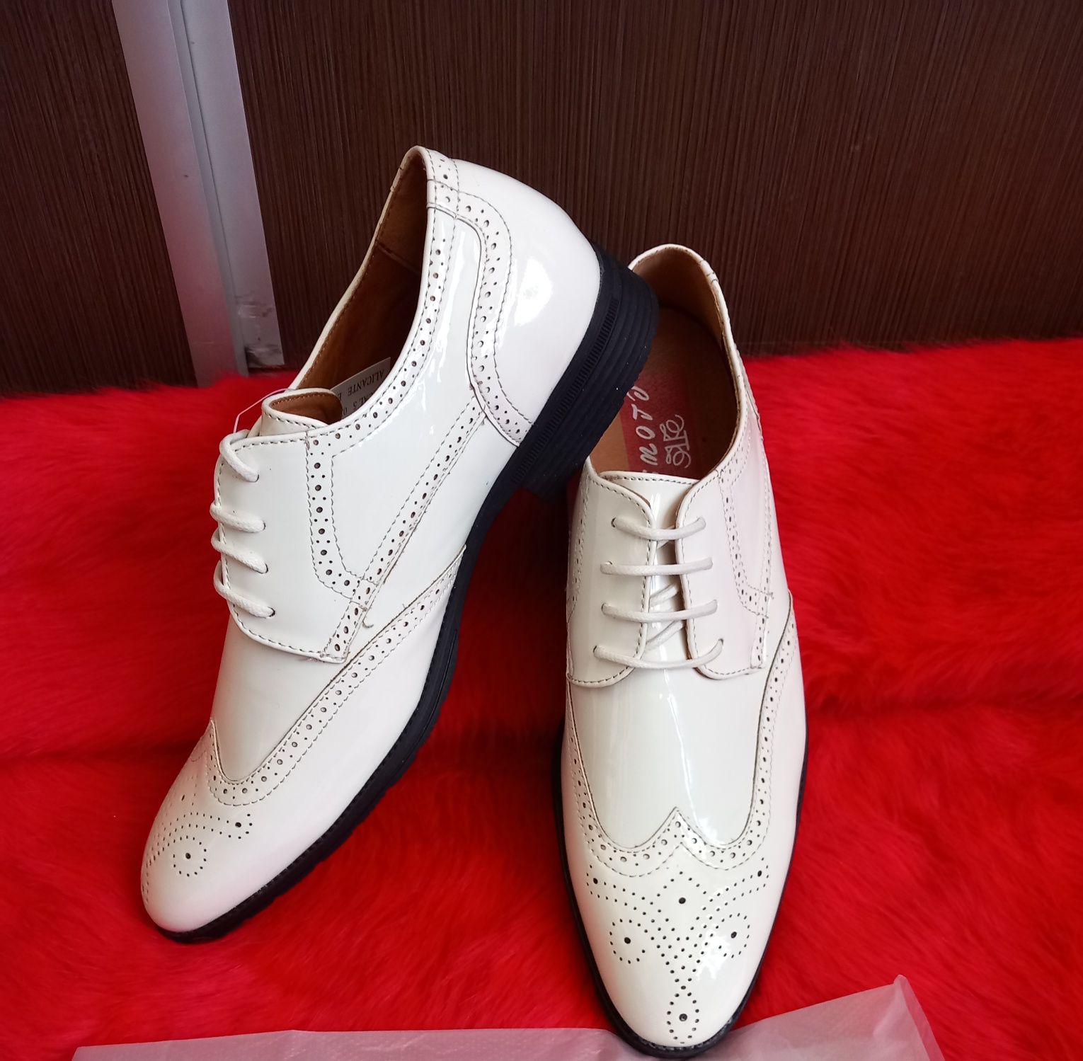 Pantofi barbatesti