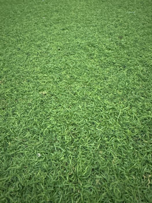 Зелен килим от изкуствен материла 150см диаметър