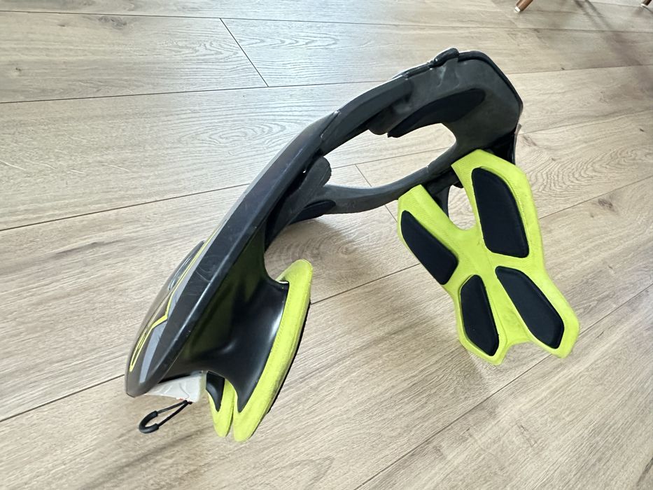 Протекторна яка Alpinestar Bionic Neck Support TECH 2