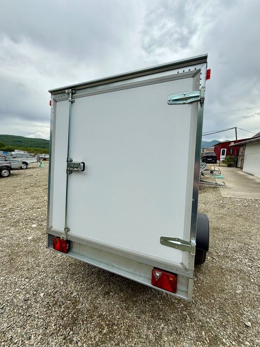 Rulotă Remorcă Frigo Nouă 750 KG