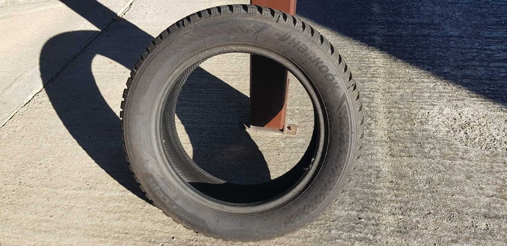 Cauciucuri iarna Hankook 205/55/16, Goodyear 195/65/15