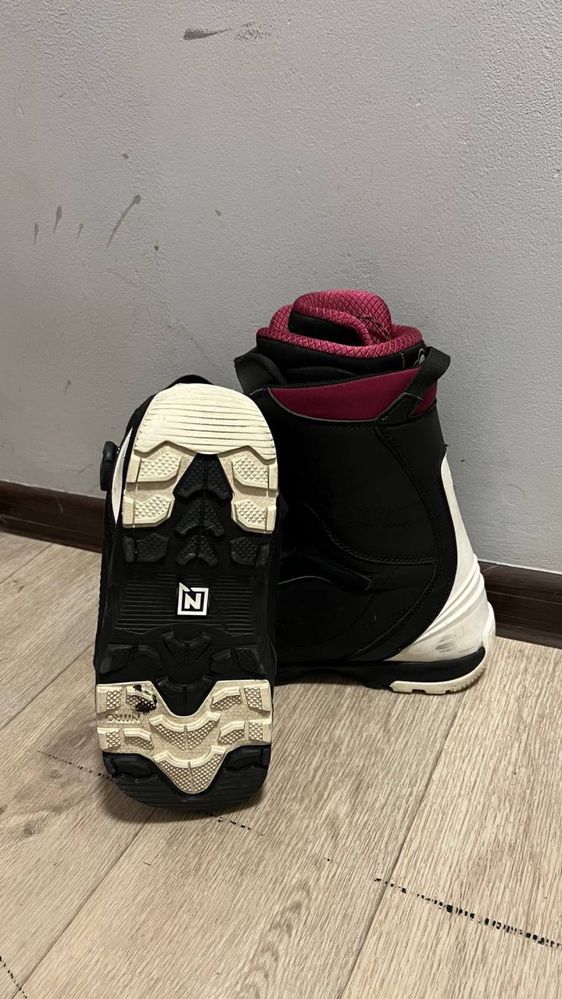 Женские сноубордические ботинки NITRO