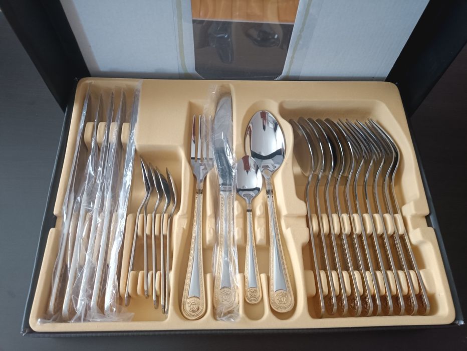 Set tacâmuri nefolosite/noi