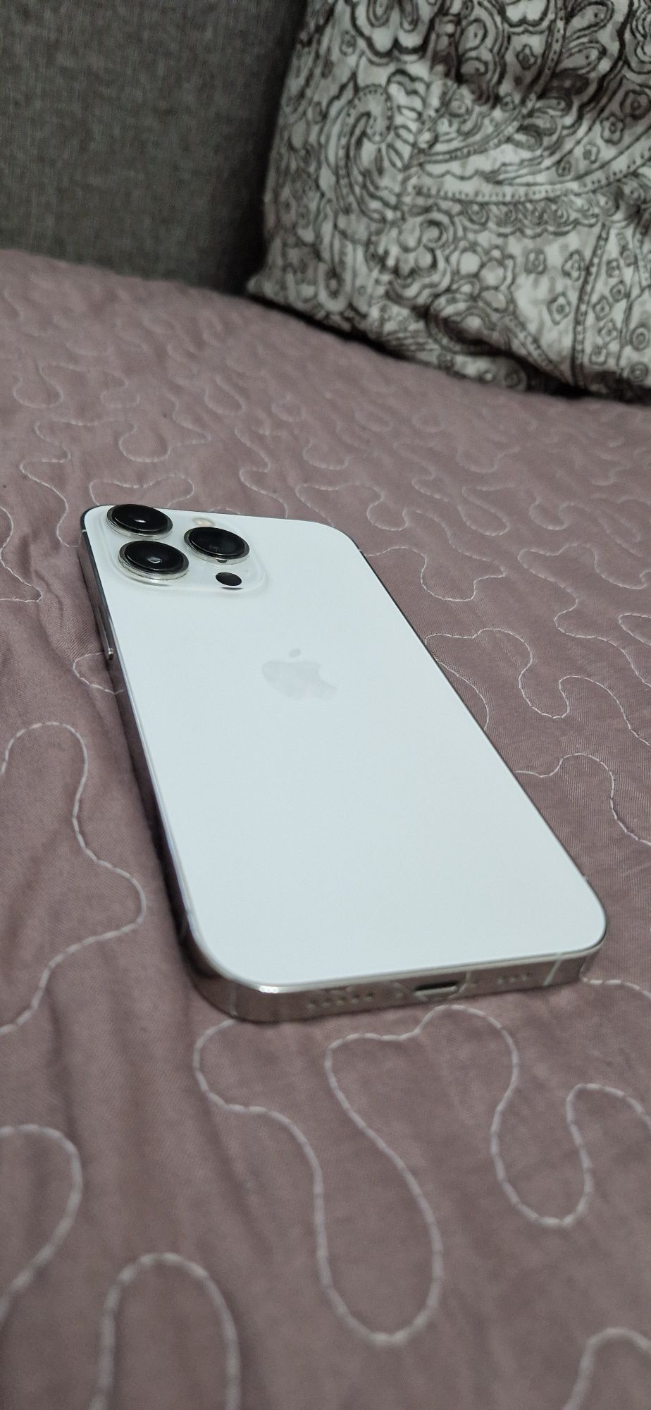 Продам Iphone 13 pro silver 128 gb