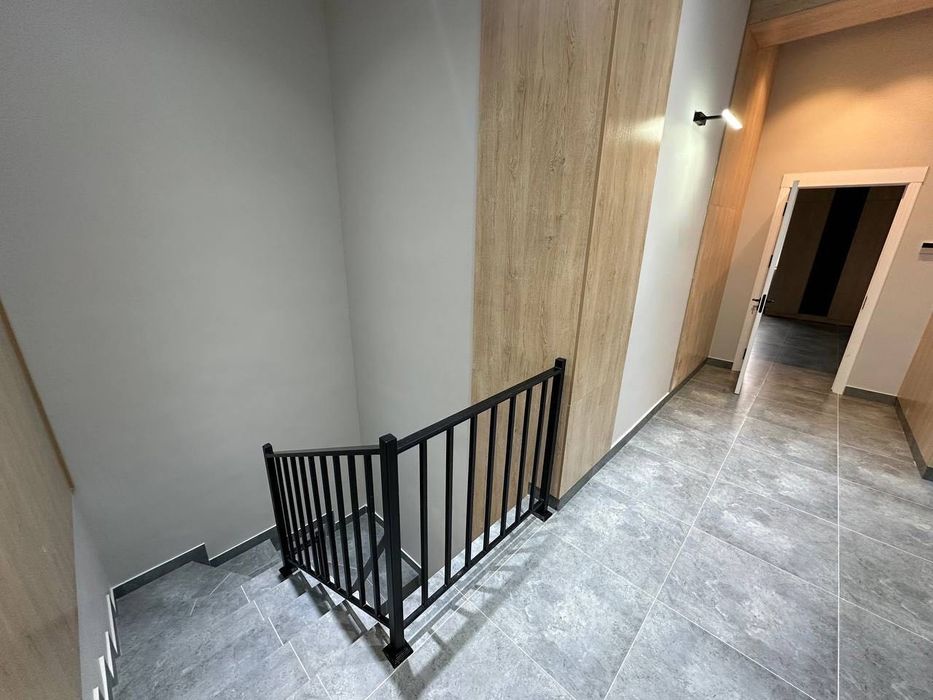 Аренда помещение Метро Новза 
97м2 + 97м2