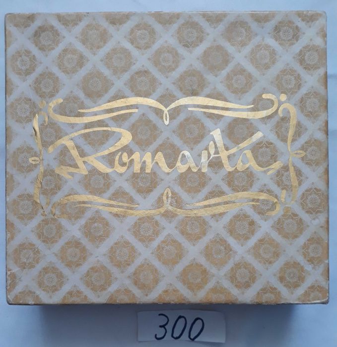 Cuti cu reclame vechi de colectie nu trimit in tara predare in centru