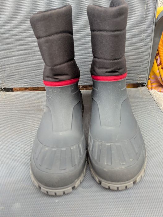 Cizmele pentru bărbați Quechua 42 43