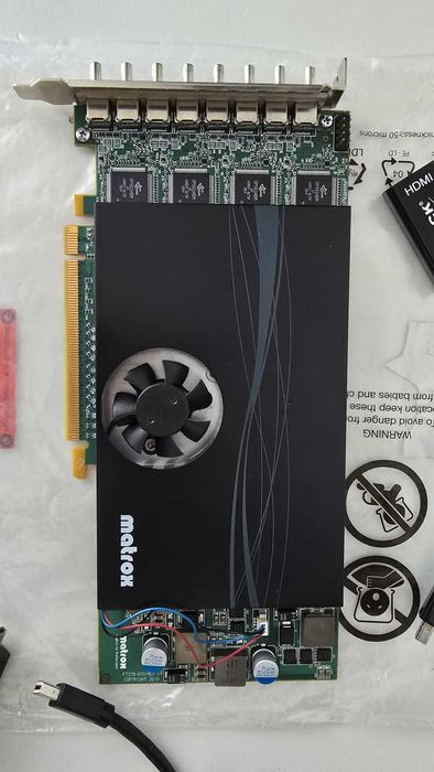 Placa video Multi-Display MATROX M9188 8 monitoare