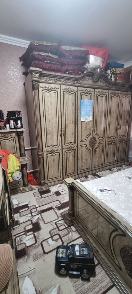 Mebel dlya spalniy