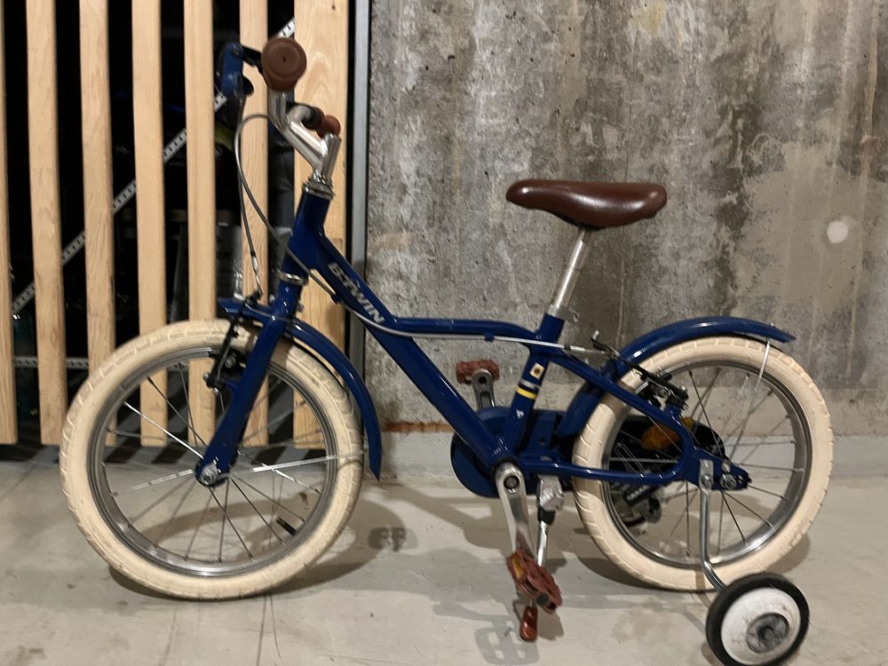 Bicicleta Btwin 900 City + roti ajutatoare
