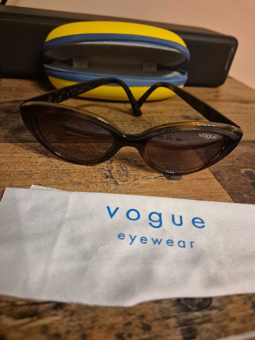 Детски слънчеви очила Vogue