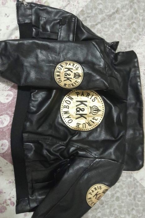 100 lei Geaca baietel căptușita