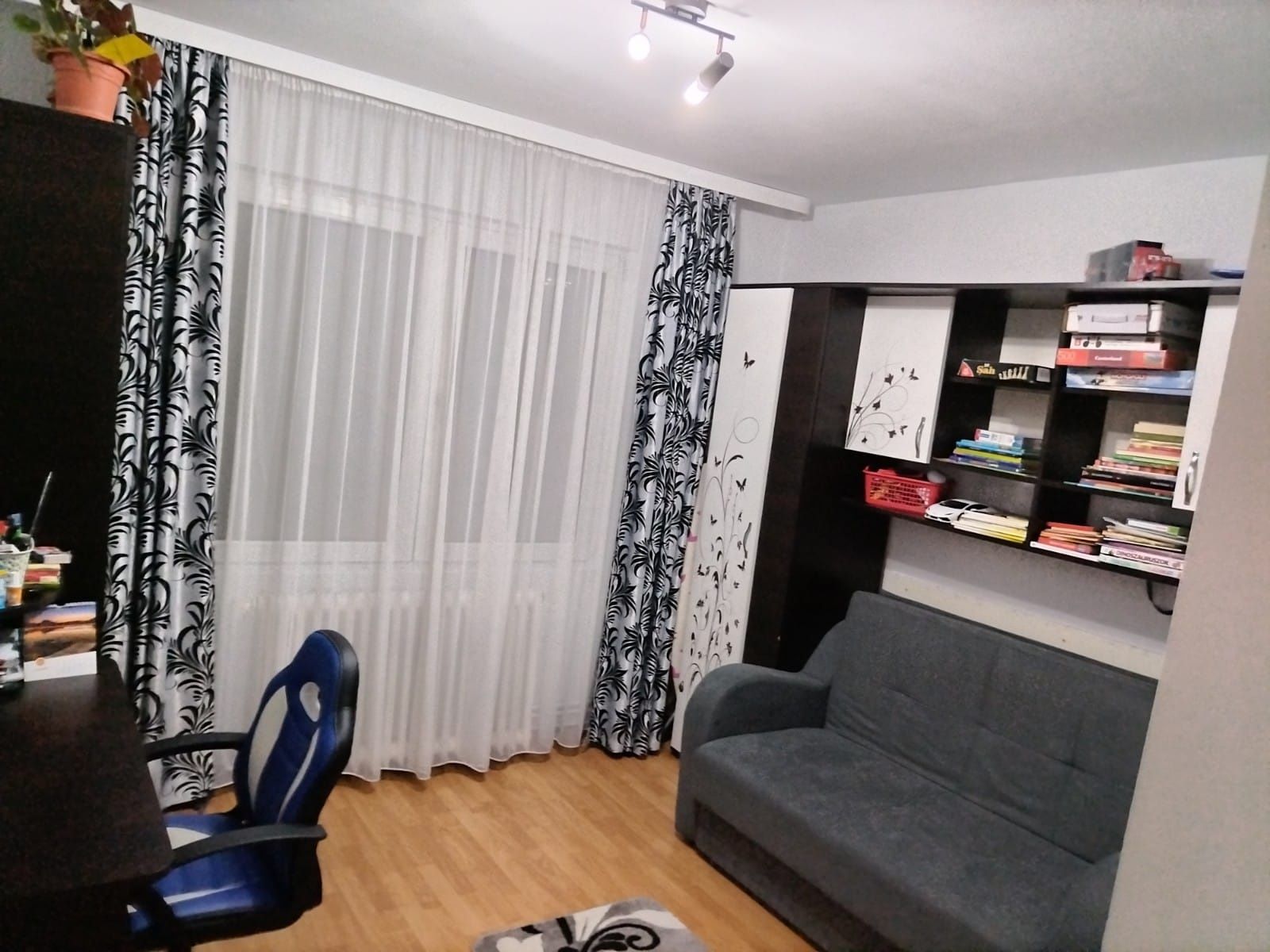 Vând apartament în Sângiorgiu de Mureș