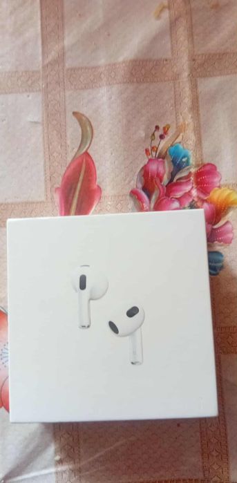 AirPods (3rd generation)