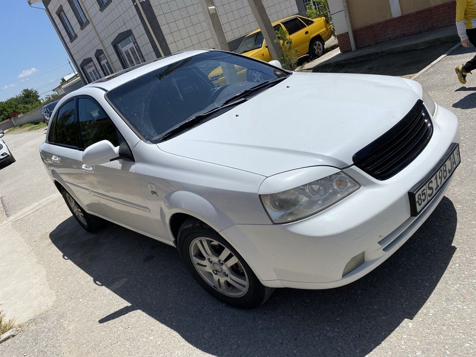 Lacetti 1.8 avtomat lyuks kanditsaner