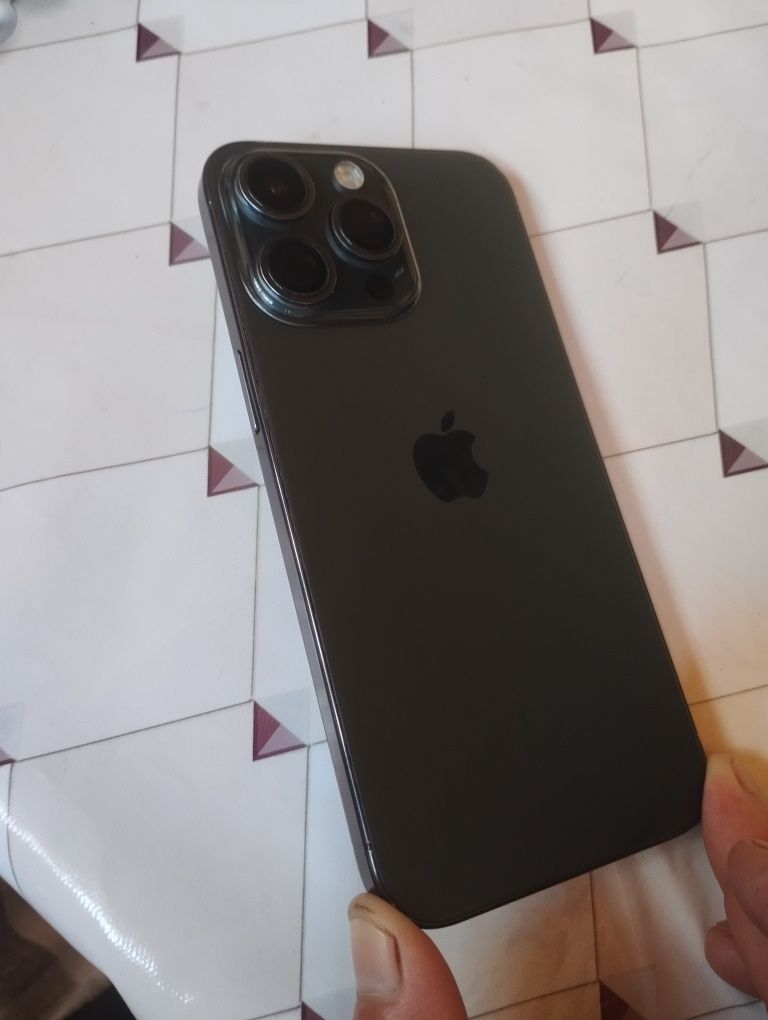 Iphone 15 Pro Max lux Dubai 1:1