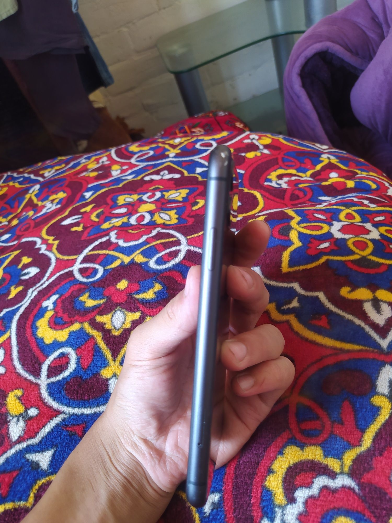 Iphone 11 yomkosti 82% radnoy.narxiga arzid.