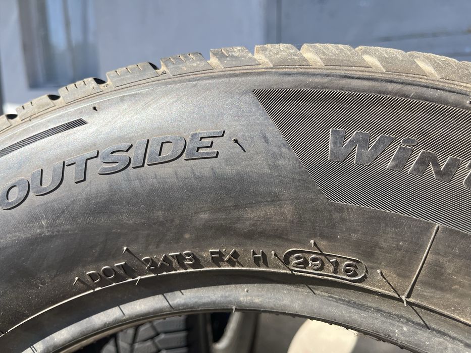 2 бр. зимни гуми 215/65/16 Hankook DOT 2916 4,5-5 mm