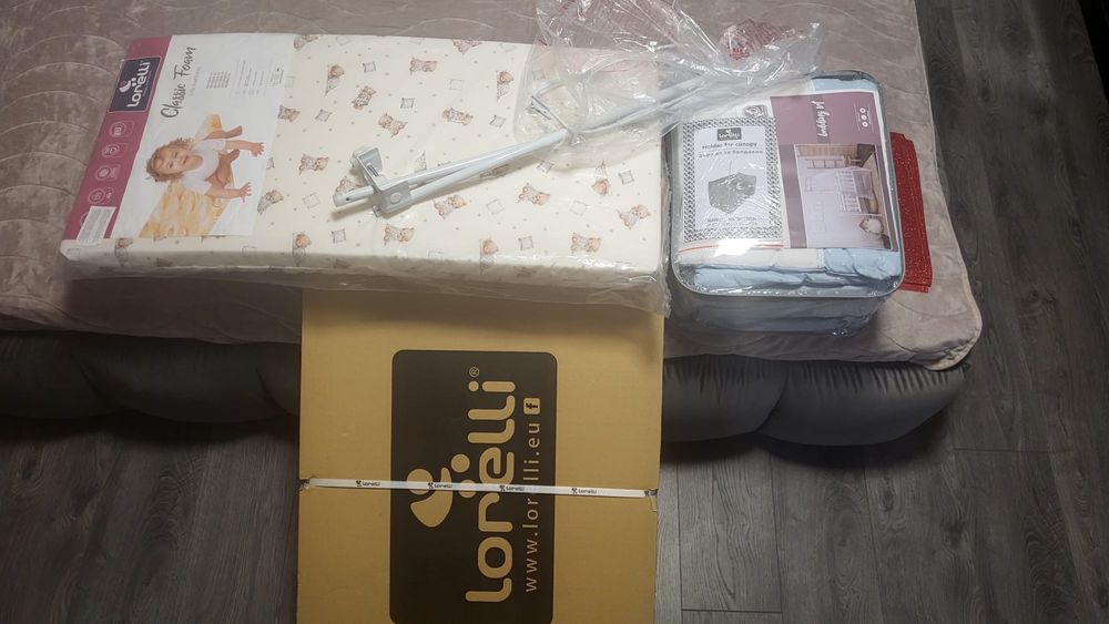 Детско легло с матрак и спален комплект