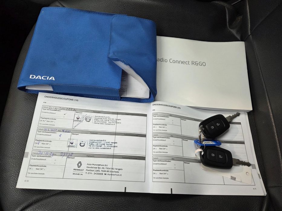 Dacia Duster Comfort 4x4 1.6 benzina aspirat ( nissan )