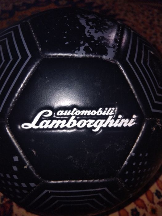Minge Lamborghini pentru Colecționari sau Joc – Calitate Excelentă”