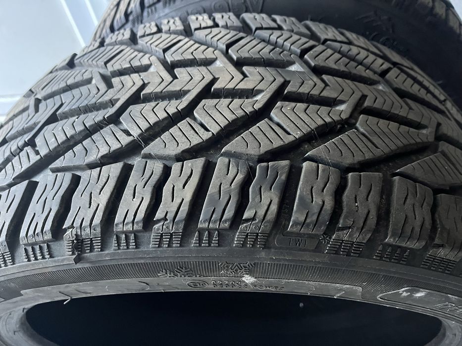 Cauciucuri 235/40/18 iarna