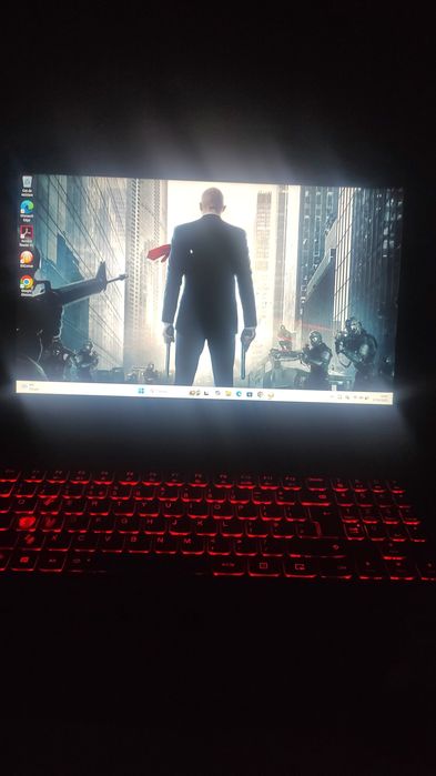 Vând laptop gaming Lenovo legion y520