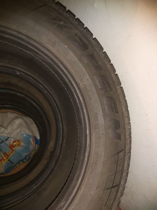 Шины зимние  р16  225×60
