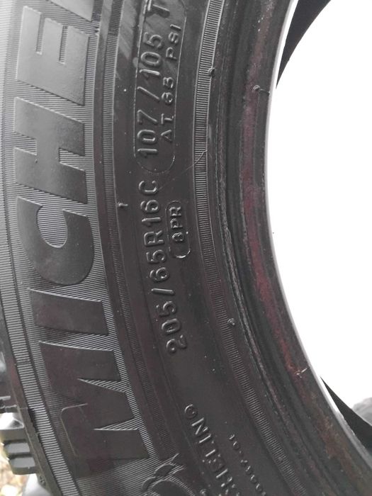 4 броя зимни гуми, 2х2 комплект