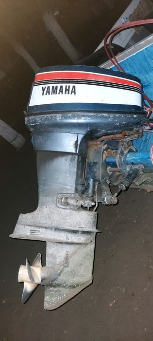 Продам мотор на лодку YAMAHA