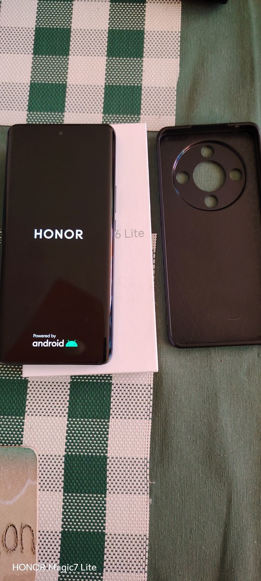 HONOR Magic6 Lite 5G, 8/256G в гаранция до 19.01.2026