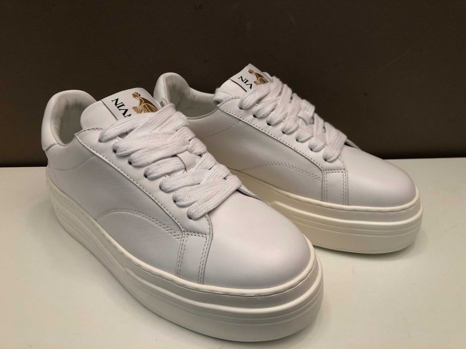 Lanvin sneakers 38, originali, full box, retail 656 euro