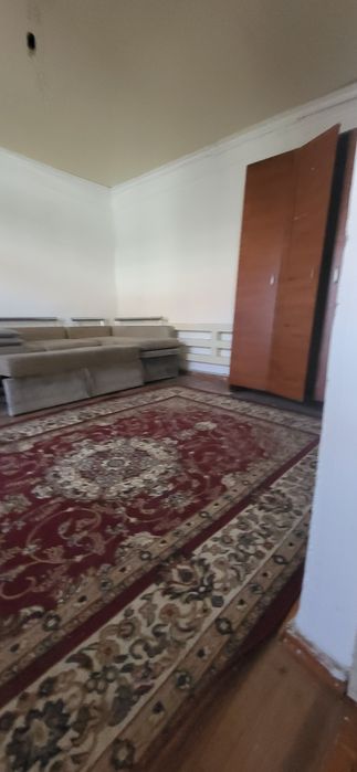 В центре города, однокомнатная плюс кухня времянка в районе 3 гимгазии