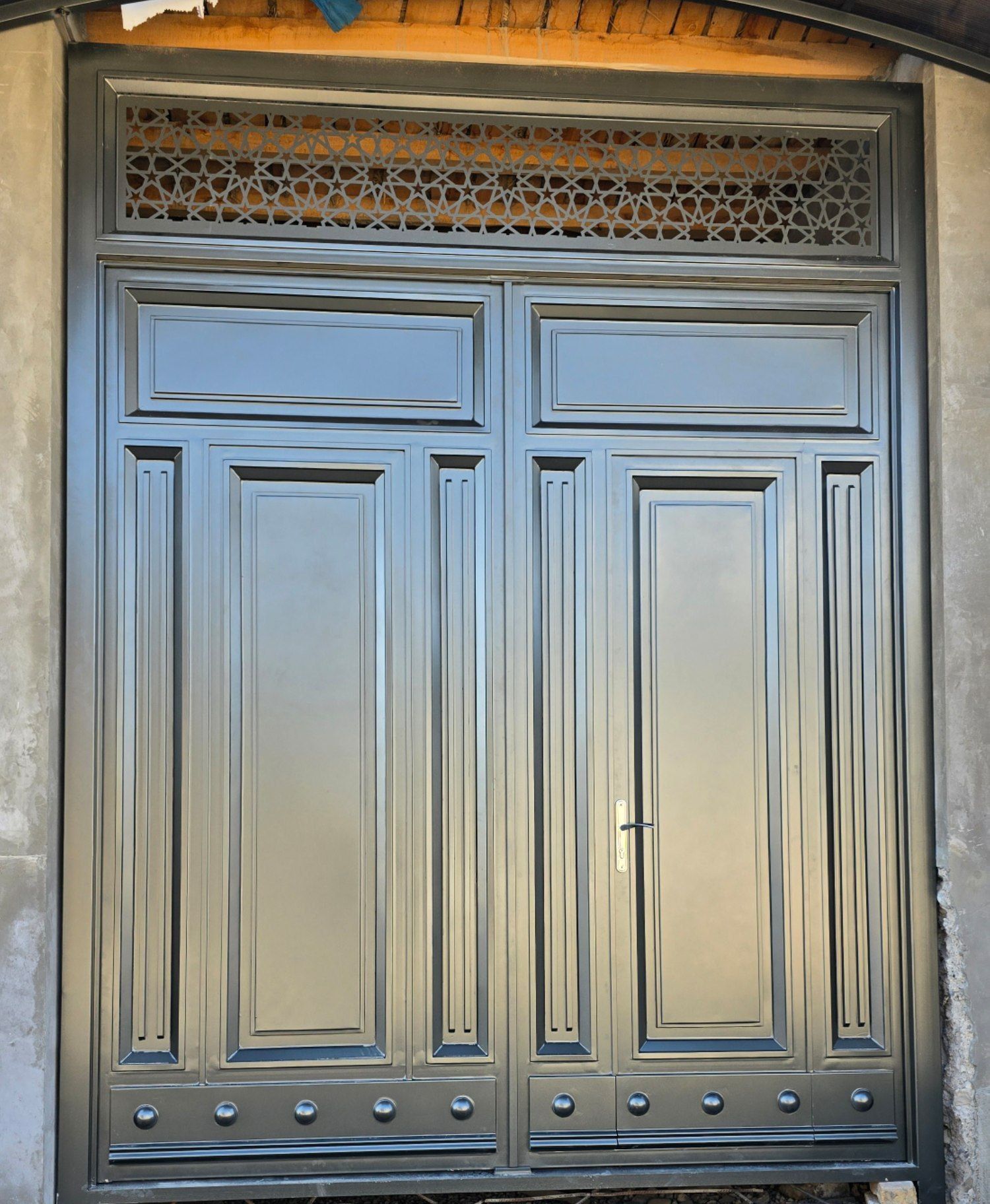 Дарвоза ворота   darvoza