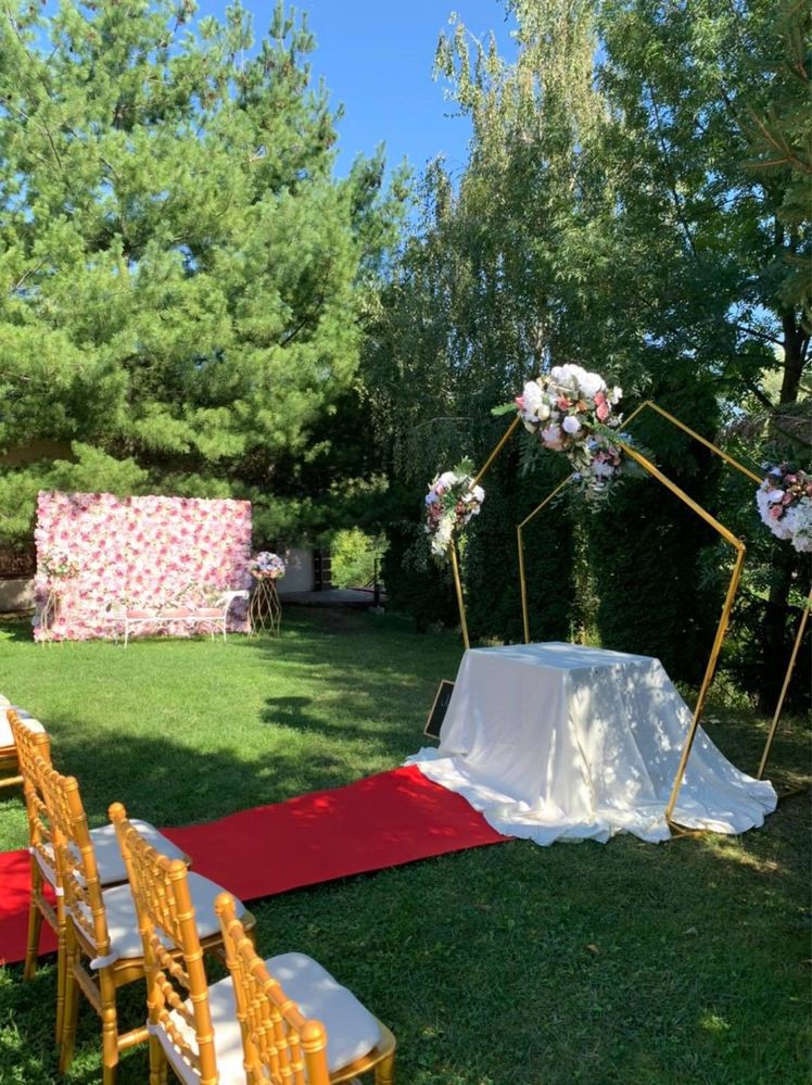Panou floral nunta, decor nunta, aranjamente nunta, buchet, cabina fot