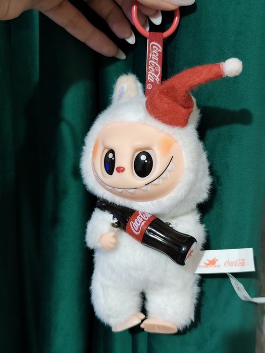 La bubu alb cu roșu