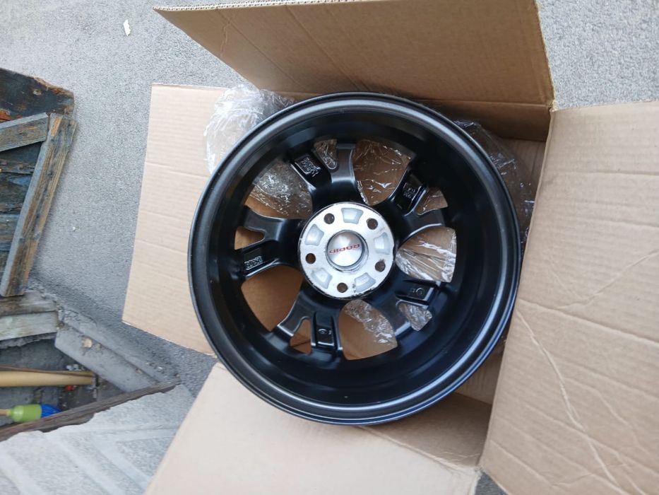 Продам диски новые