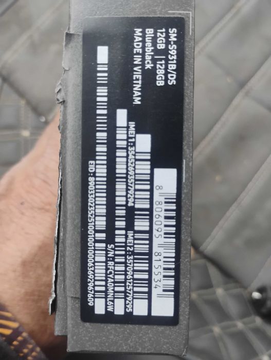 Vând Samsung s25 128 GB