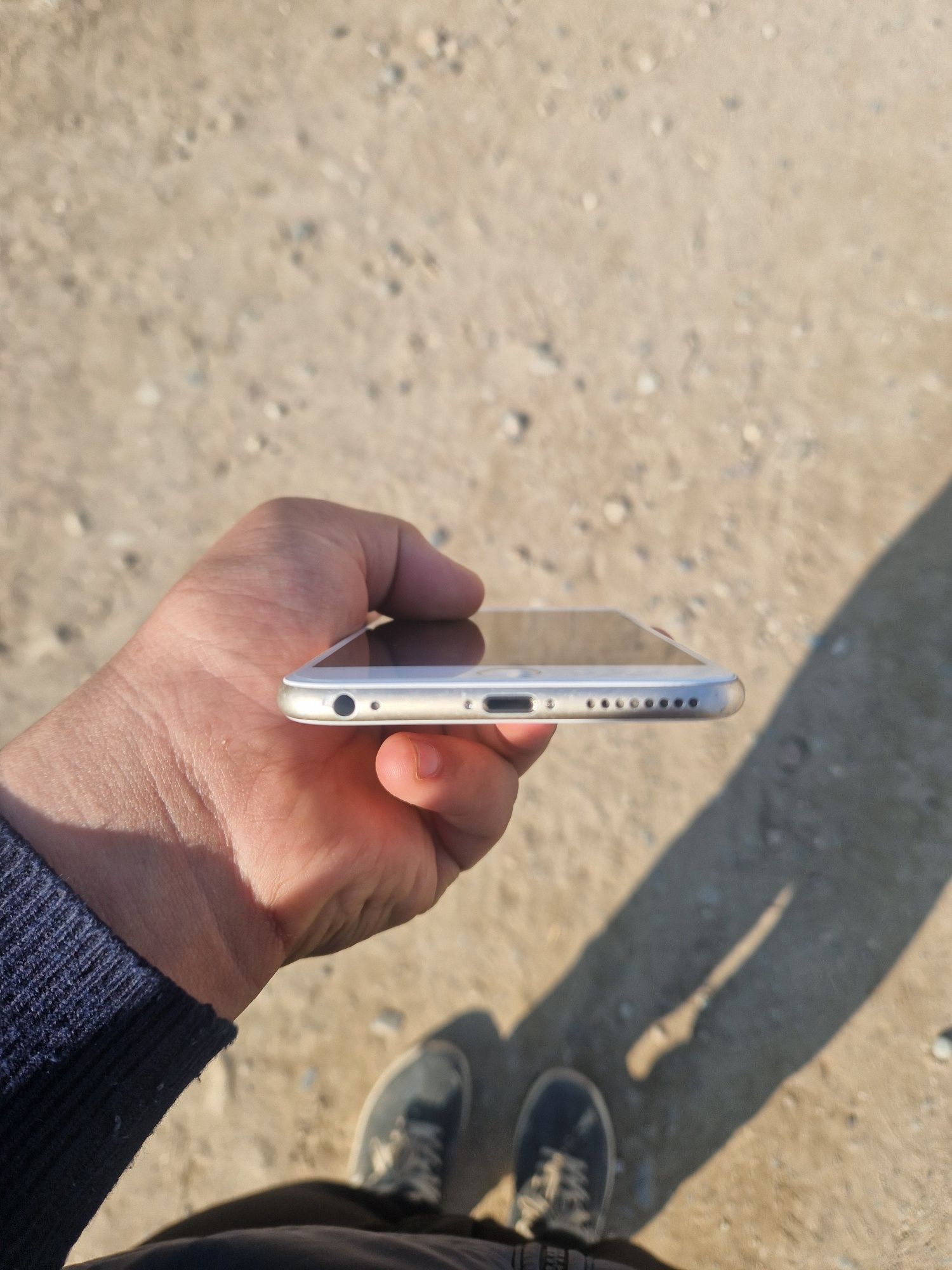 Iphone 6+ holati yaxwi