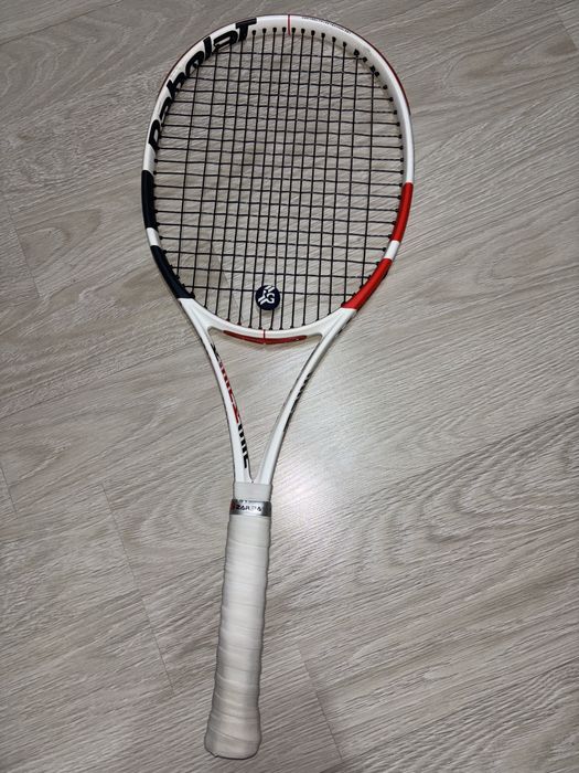 Продам ракетку Babolat PURE STRIKE 18x20