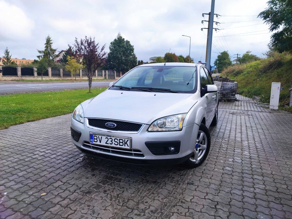 Ford Focus 2, Sedan, echipare Ghia, 1.6 Duratec Ti-VCT, 115 CP, 2005