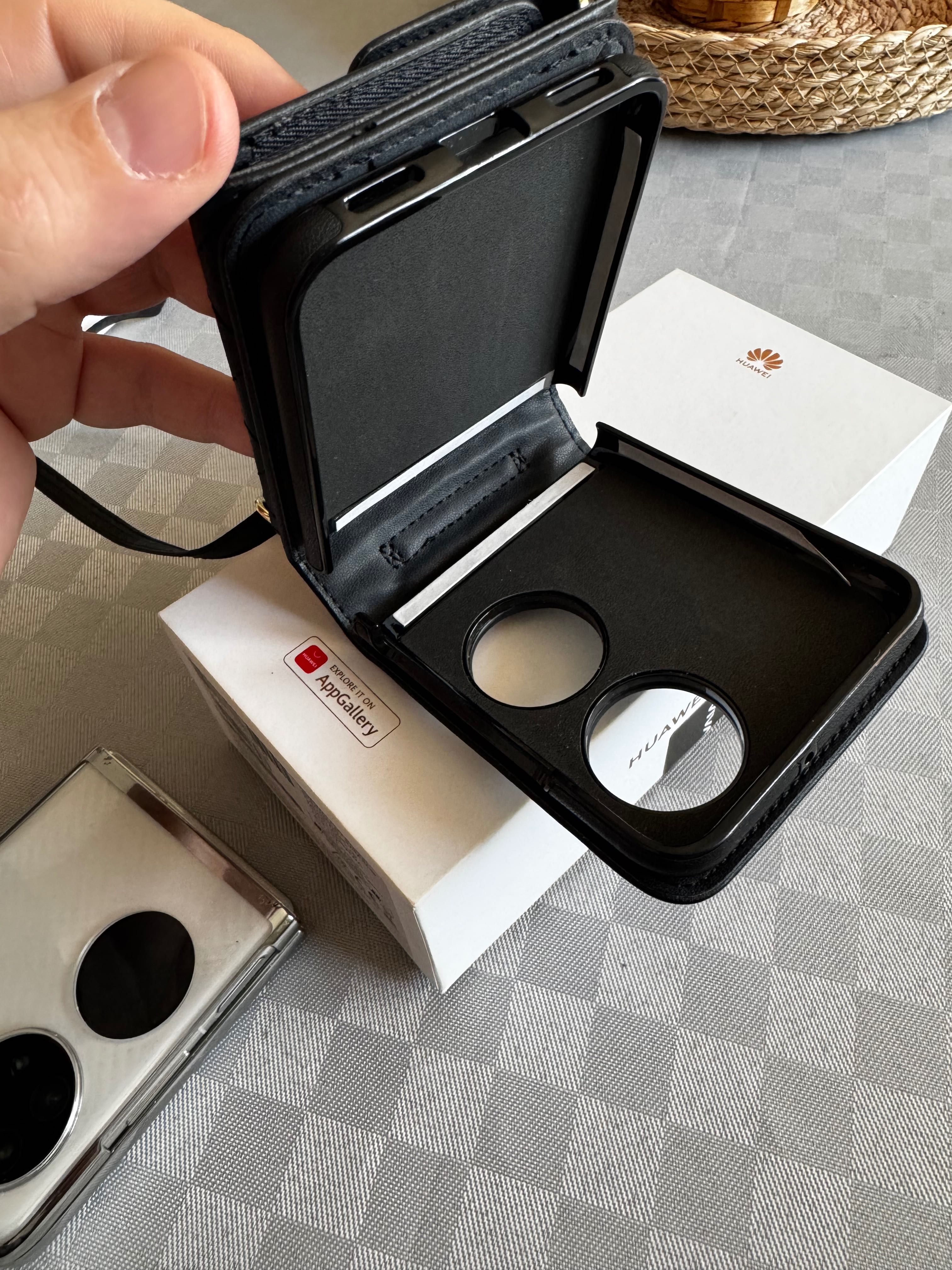 Huawei P50 Pocket