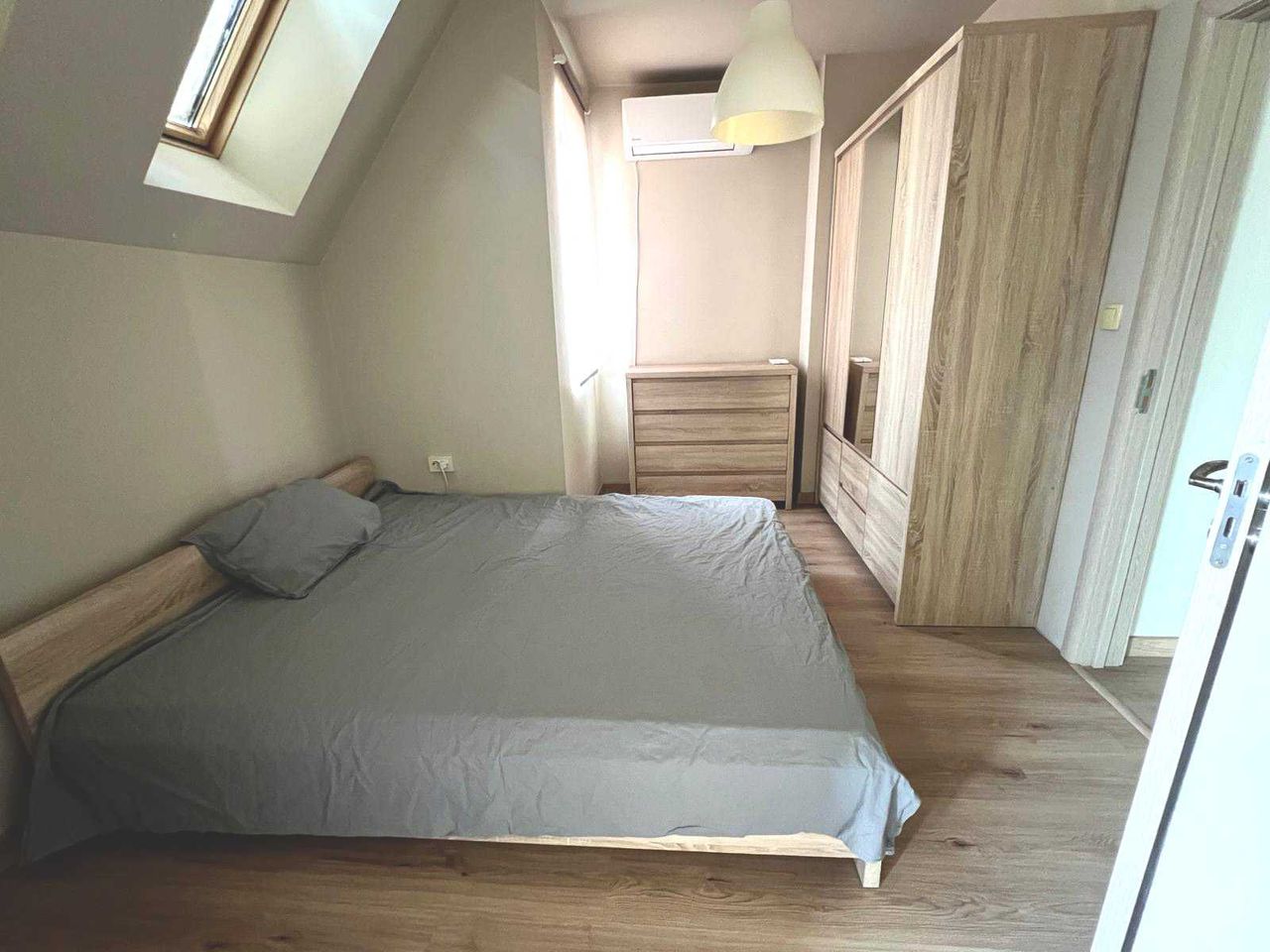 Дава се под наем Мезонет в Пловдив, Кършияка - 120 кв.м за 714 € - Снимка #13