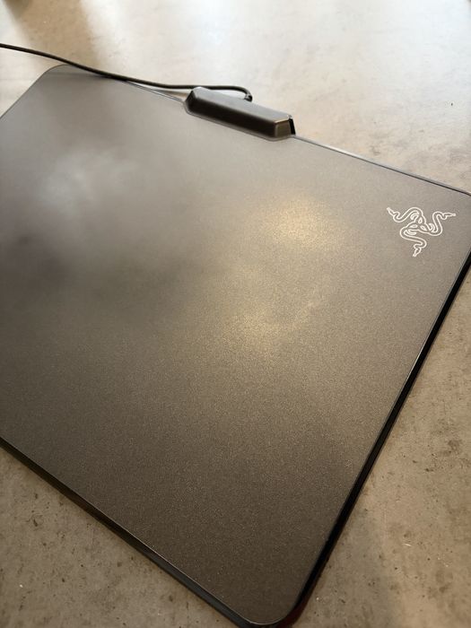 Коврик для мыши Razer Firefly RZ02-0135