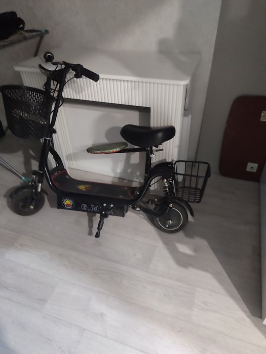 Продам Электро самокат